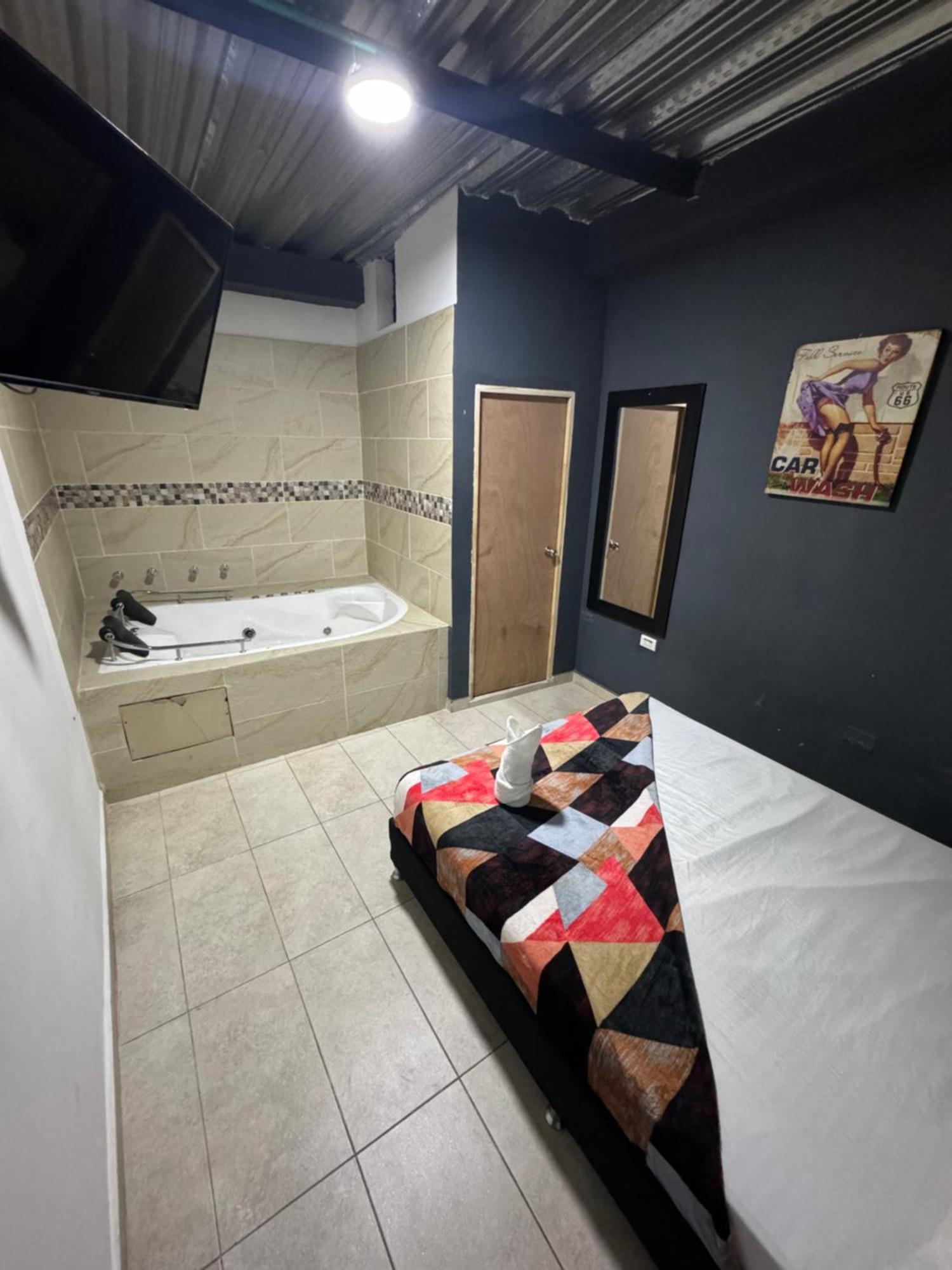 Hotel Select Medellin Exterior photo