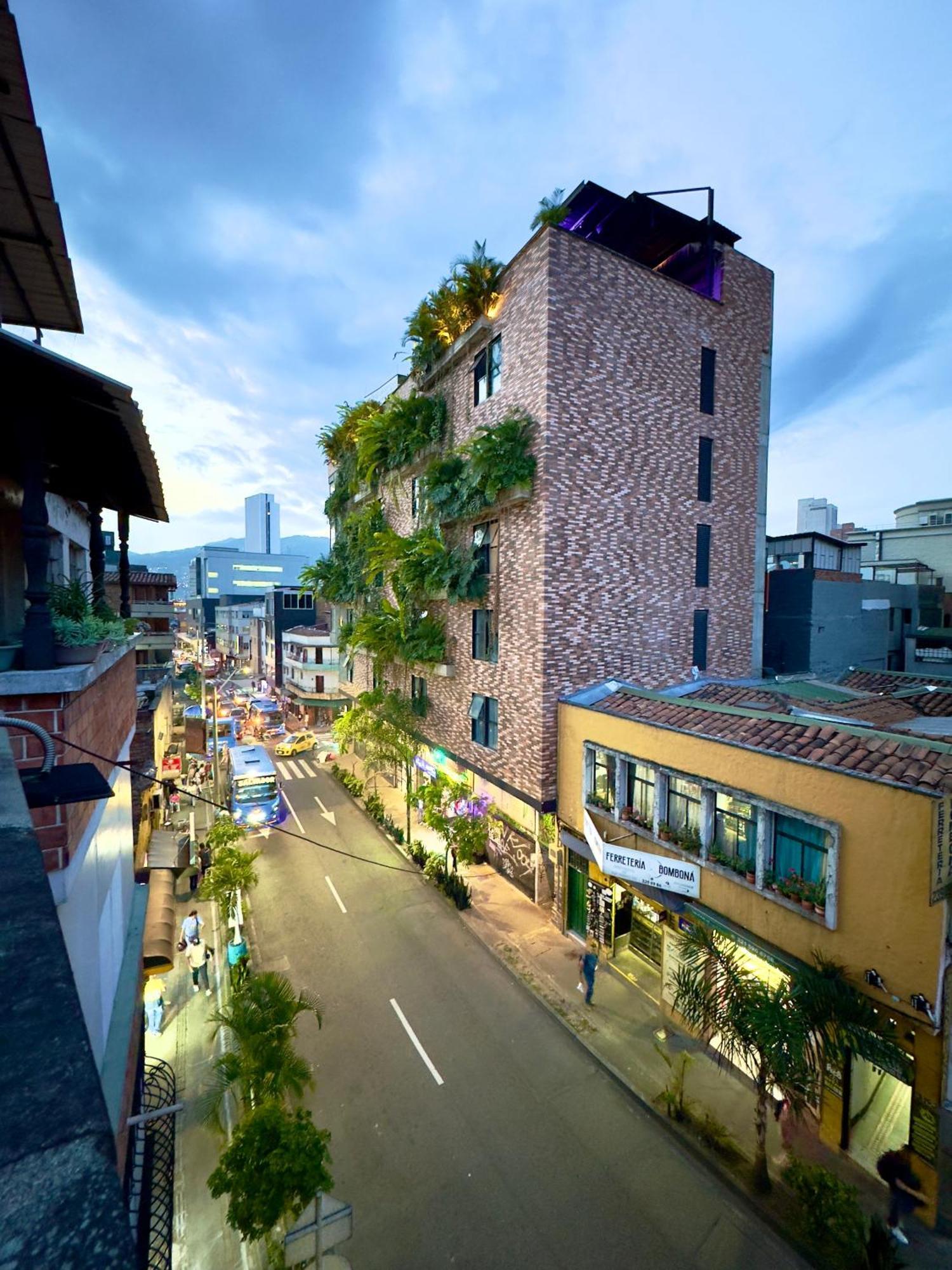 Hotel Select Medellin Exterior photo